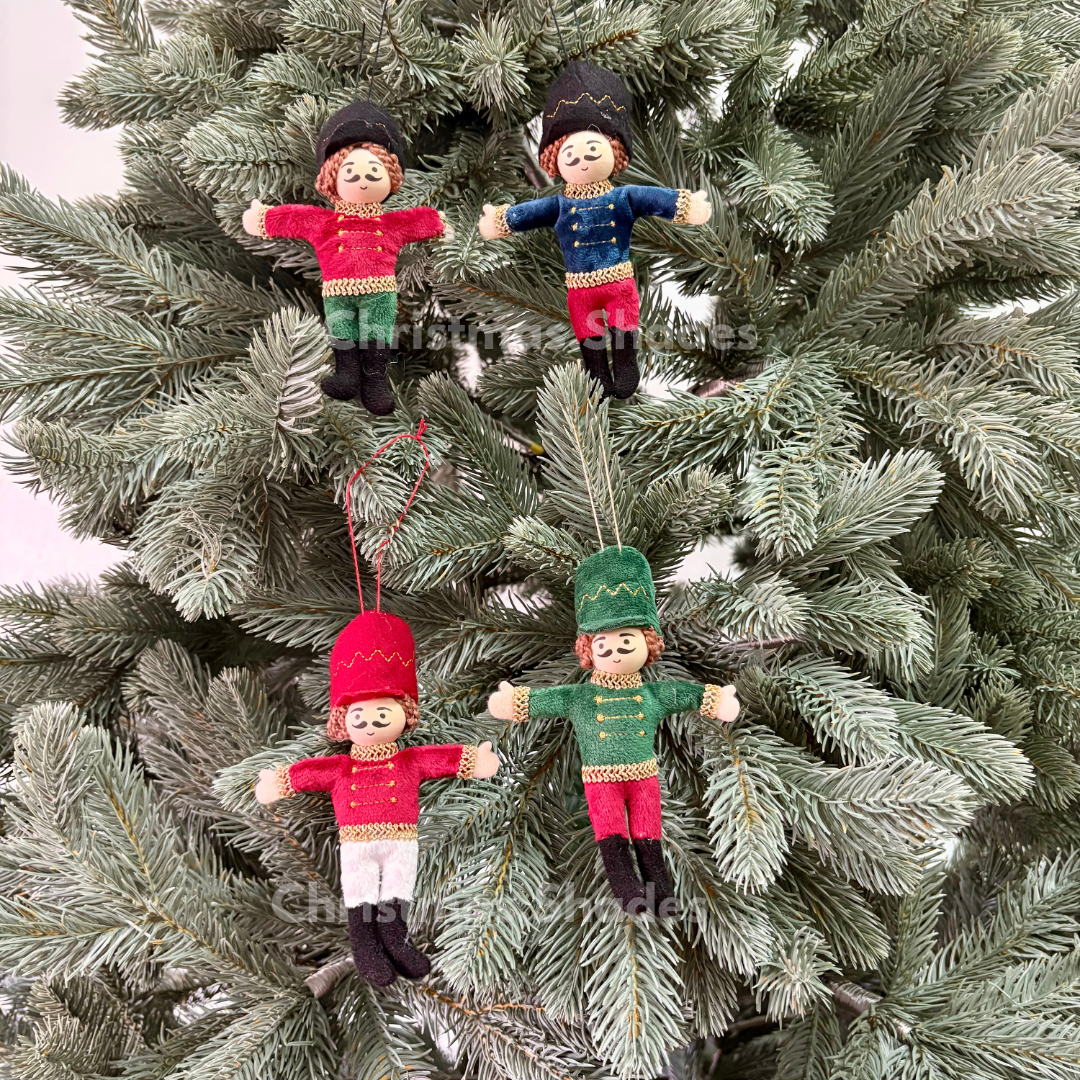 จี้เซตตุ๊กตาทหาร Europe 4 ชิ้น