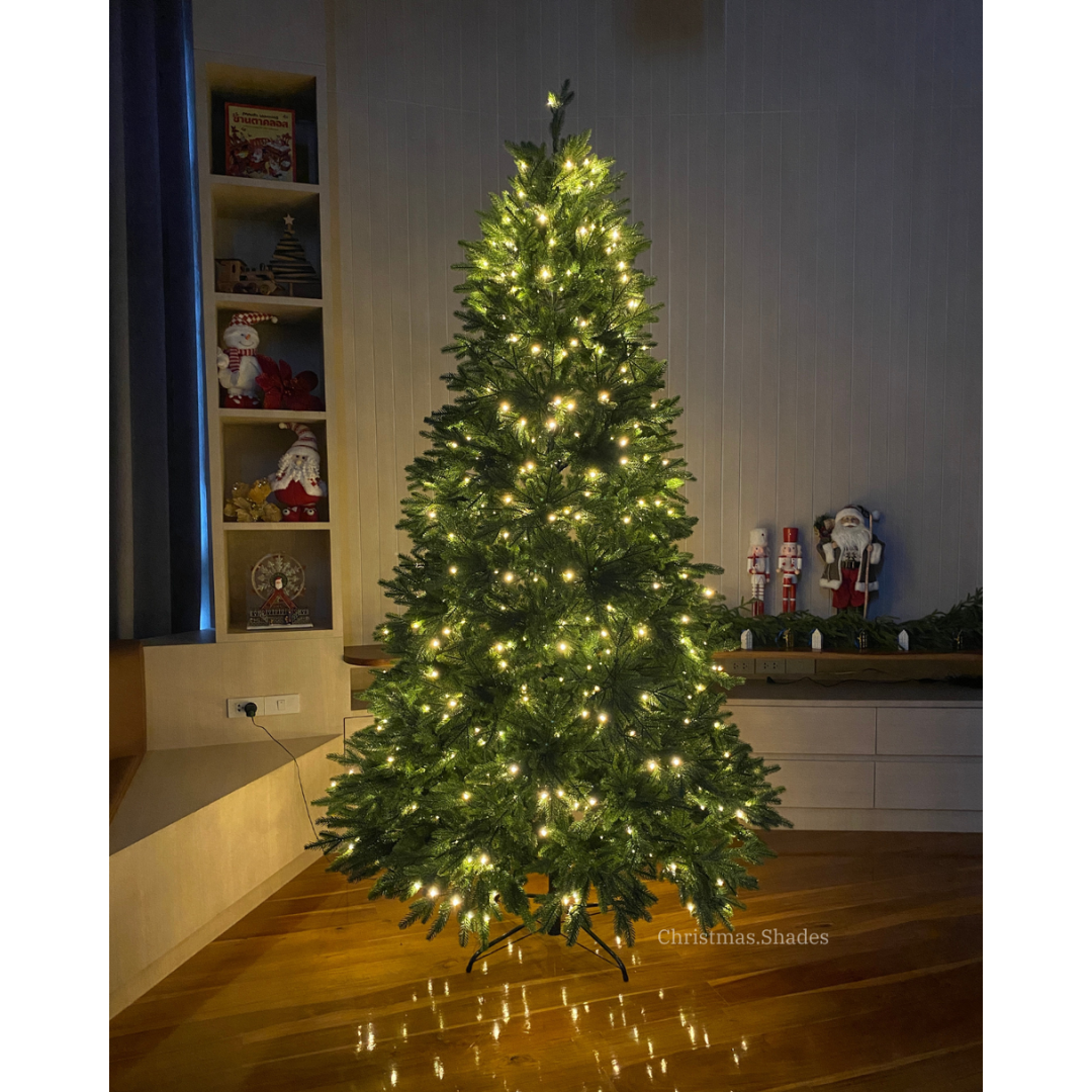 EVERGREEN MAJESTY 8 ft. (with/without Built-in lights)