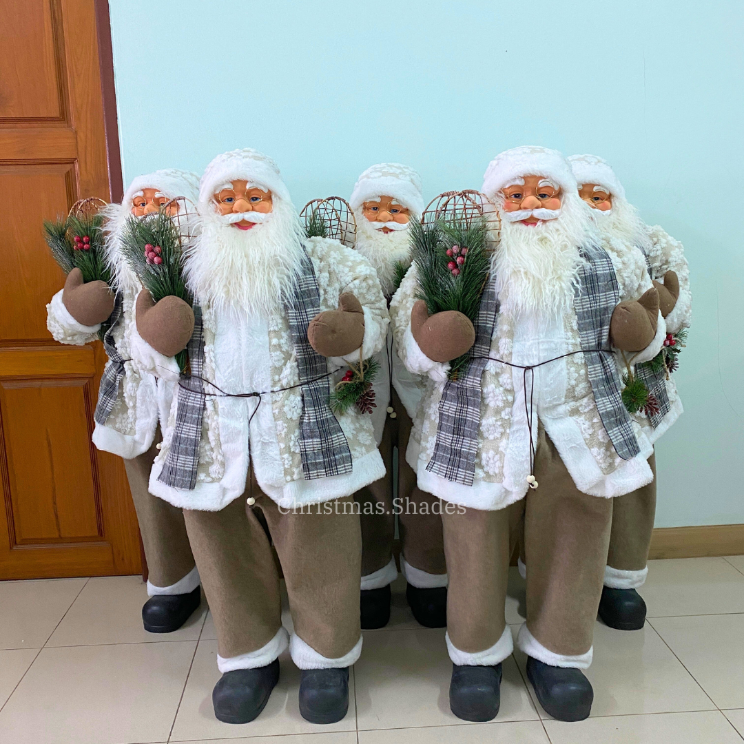Santa Claus 120cm ชุดสีขาวนวลใส่ถุงมือหนังสีน้ำตาล