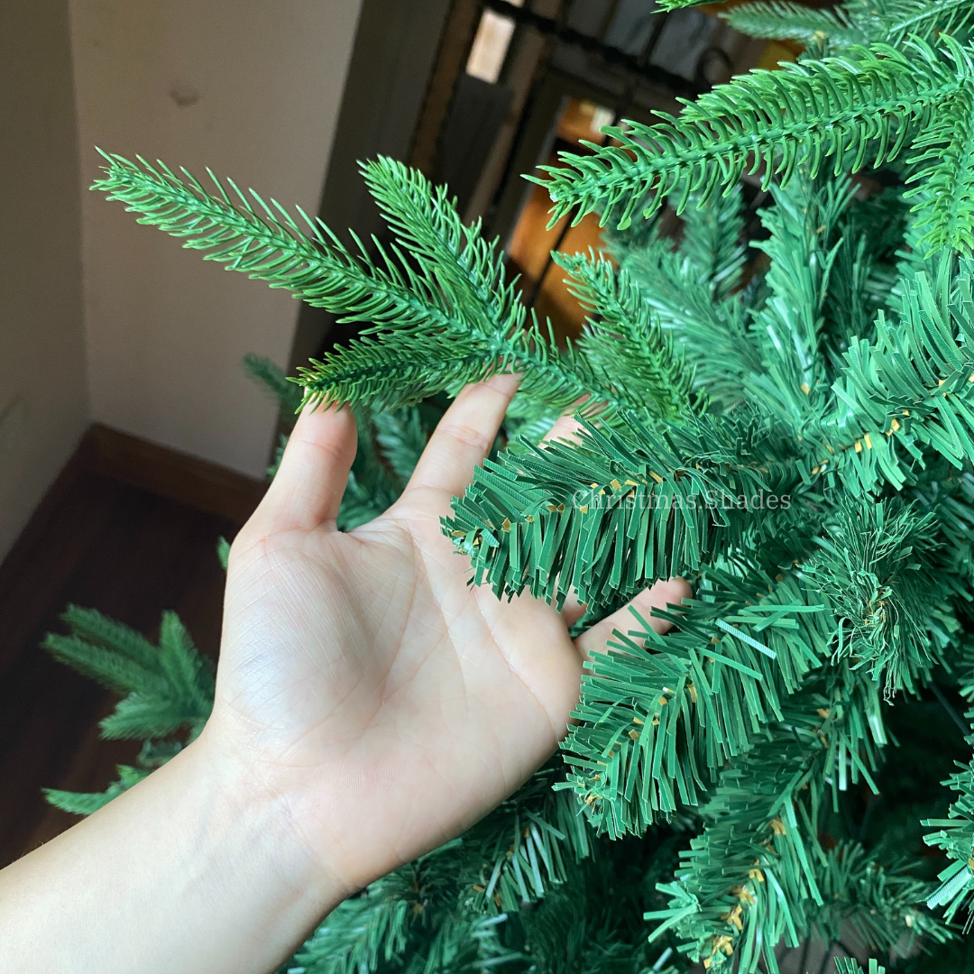 HIGHLAND PINE 300 cm. (แถมไฟพันต้น)