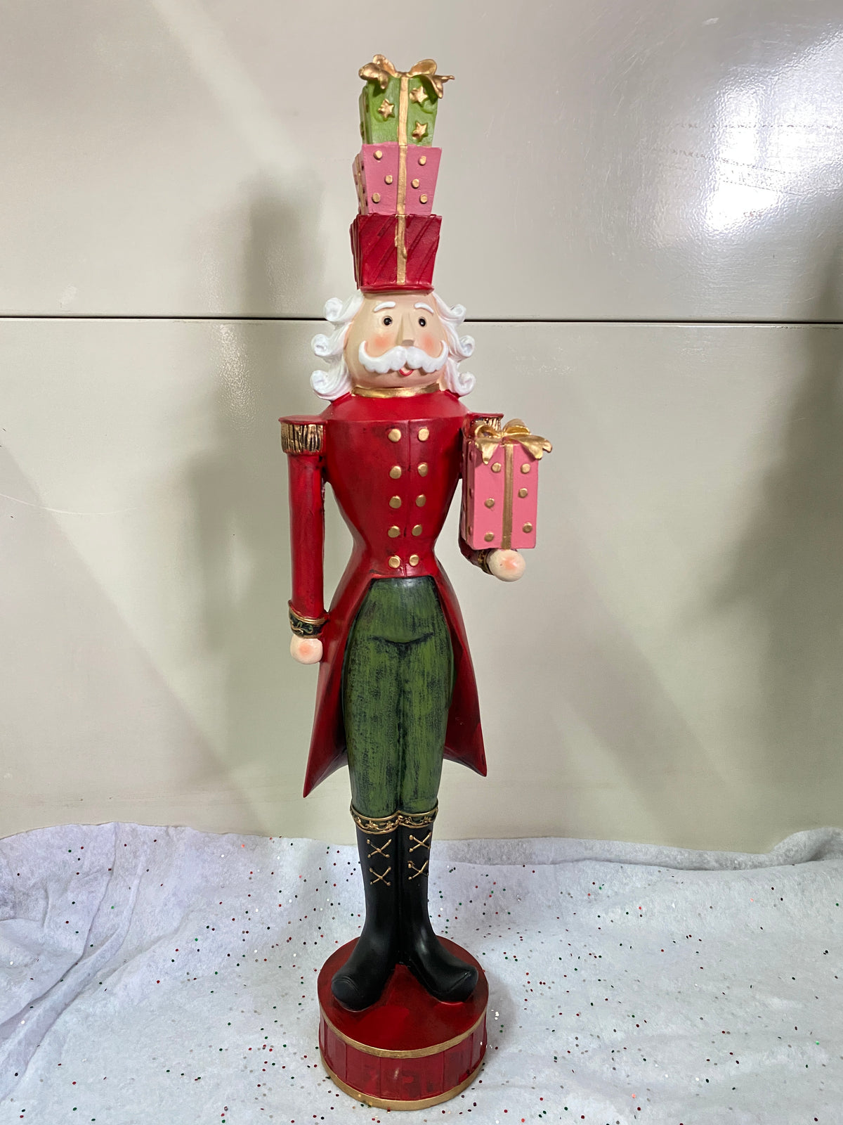 Holiday decoration ทหารยุโรปคริสต์มาส 54 cm.