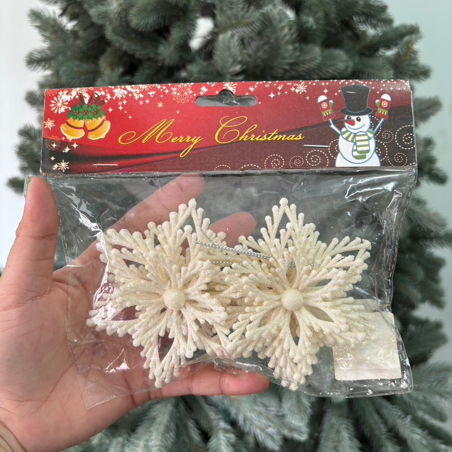 จี้ดอกไม้พลาสติกขาว 10cm แพ็ค 2 ชิ้น