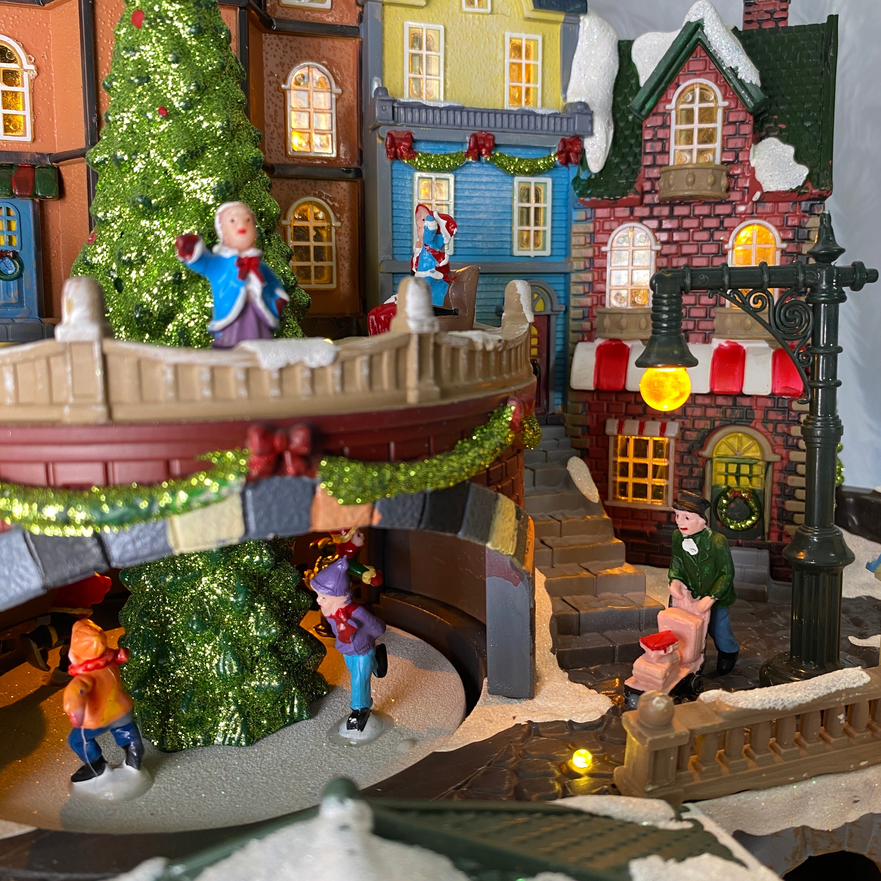 Music Box คริสต์มาส คอมเพล็กซ์ มีไฟ - เพลง