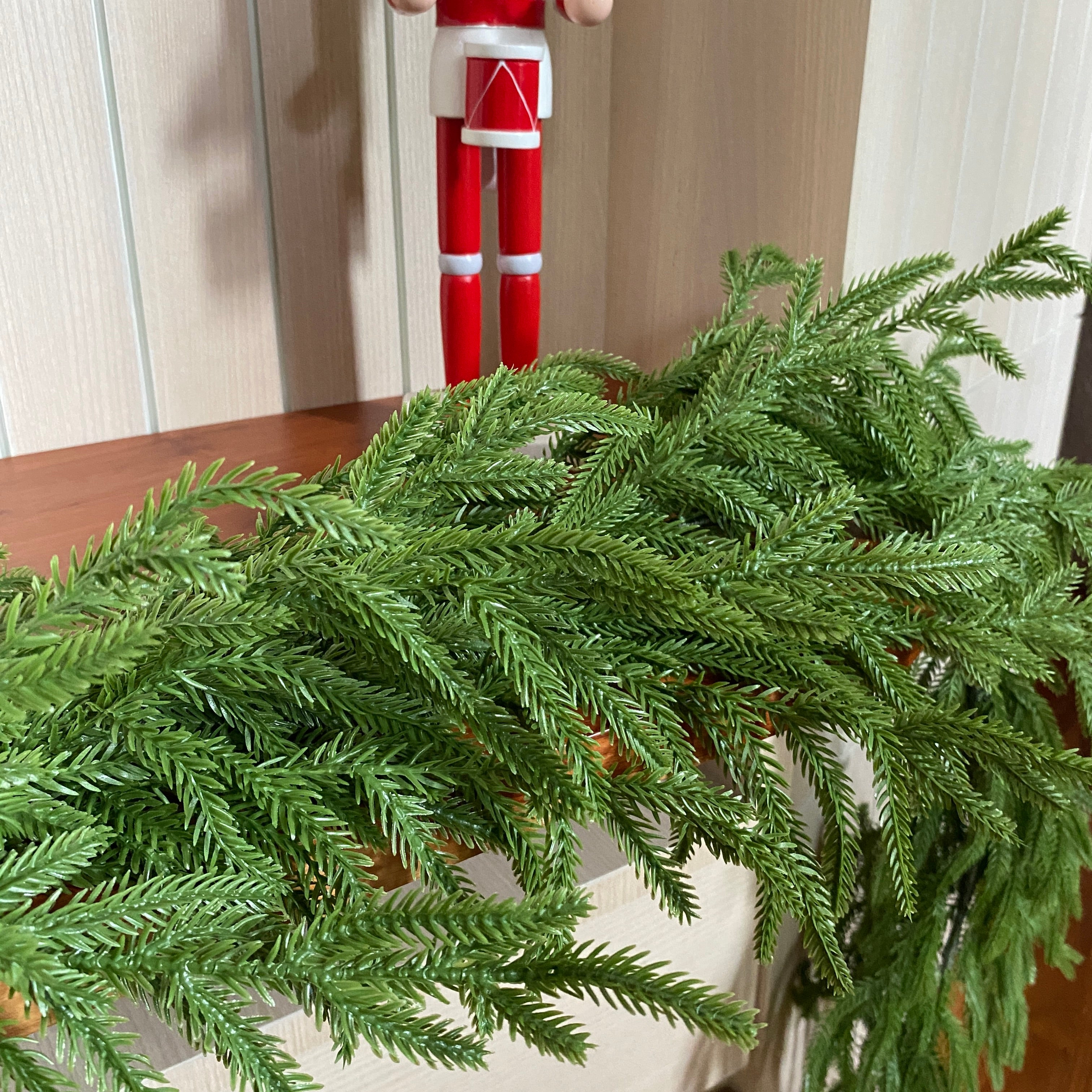 การ์แลนด์ Real Feel Pure PE 1.80 เมตร