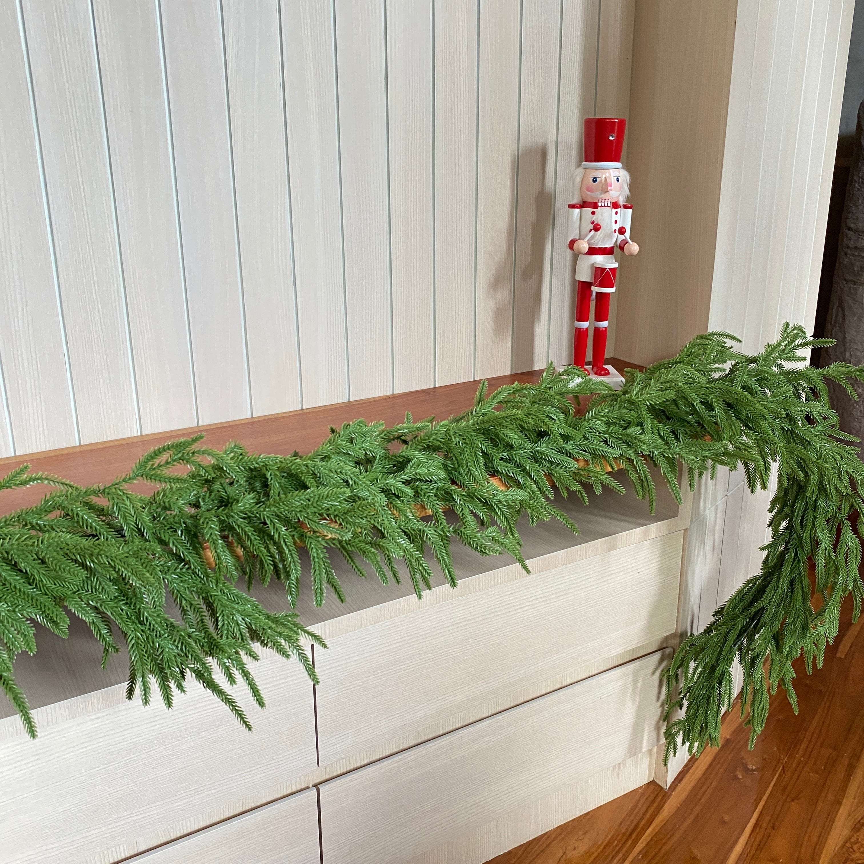 การ์แลนด์ Real Feel Pure PE 1.80 เมตร