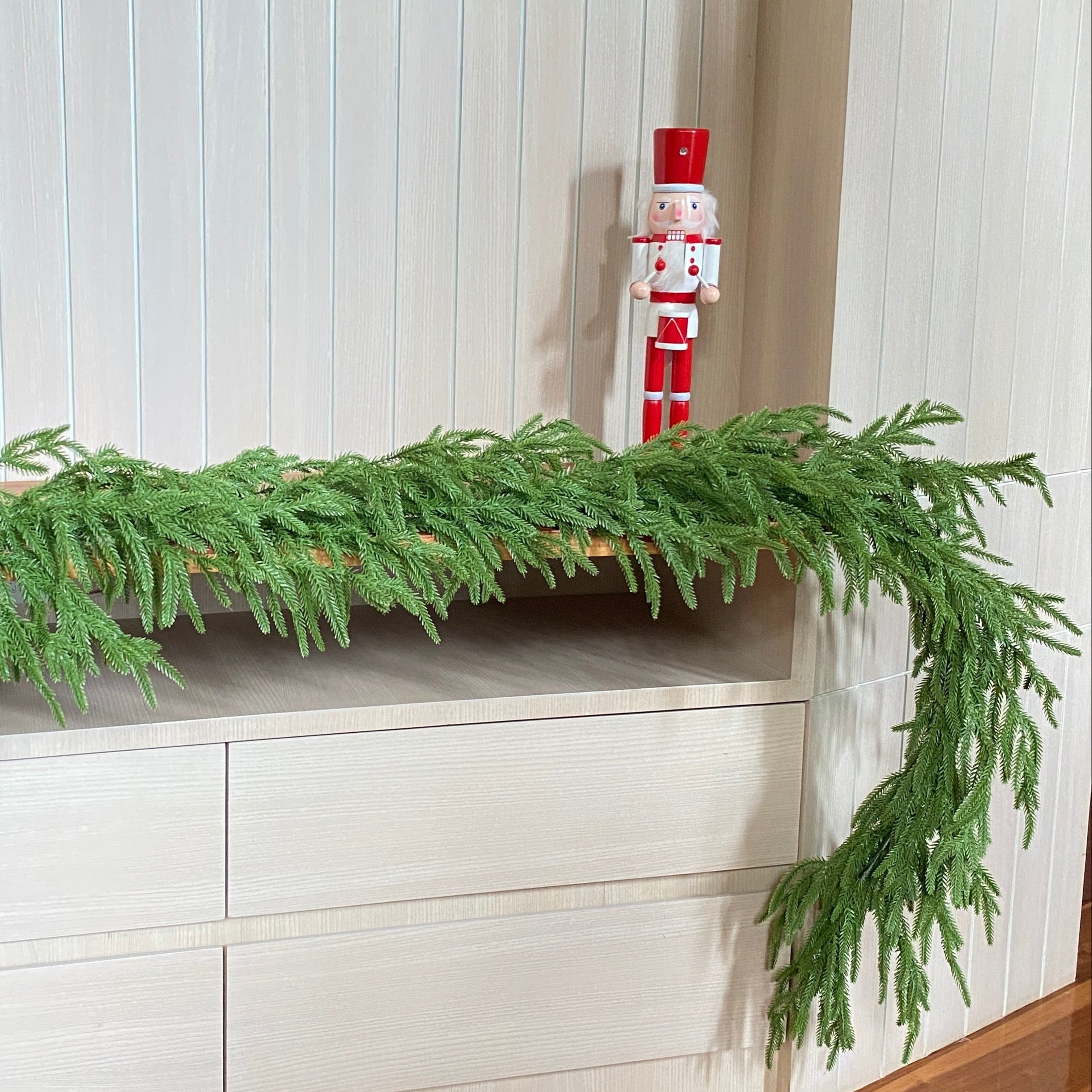 การ์แลนด์ Real Feel Pure PE 1.80 เมตร