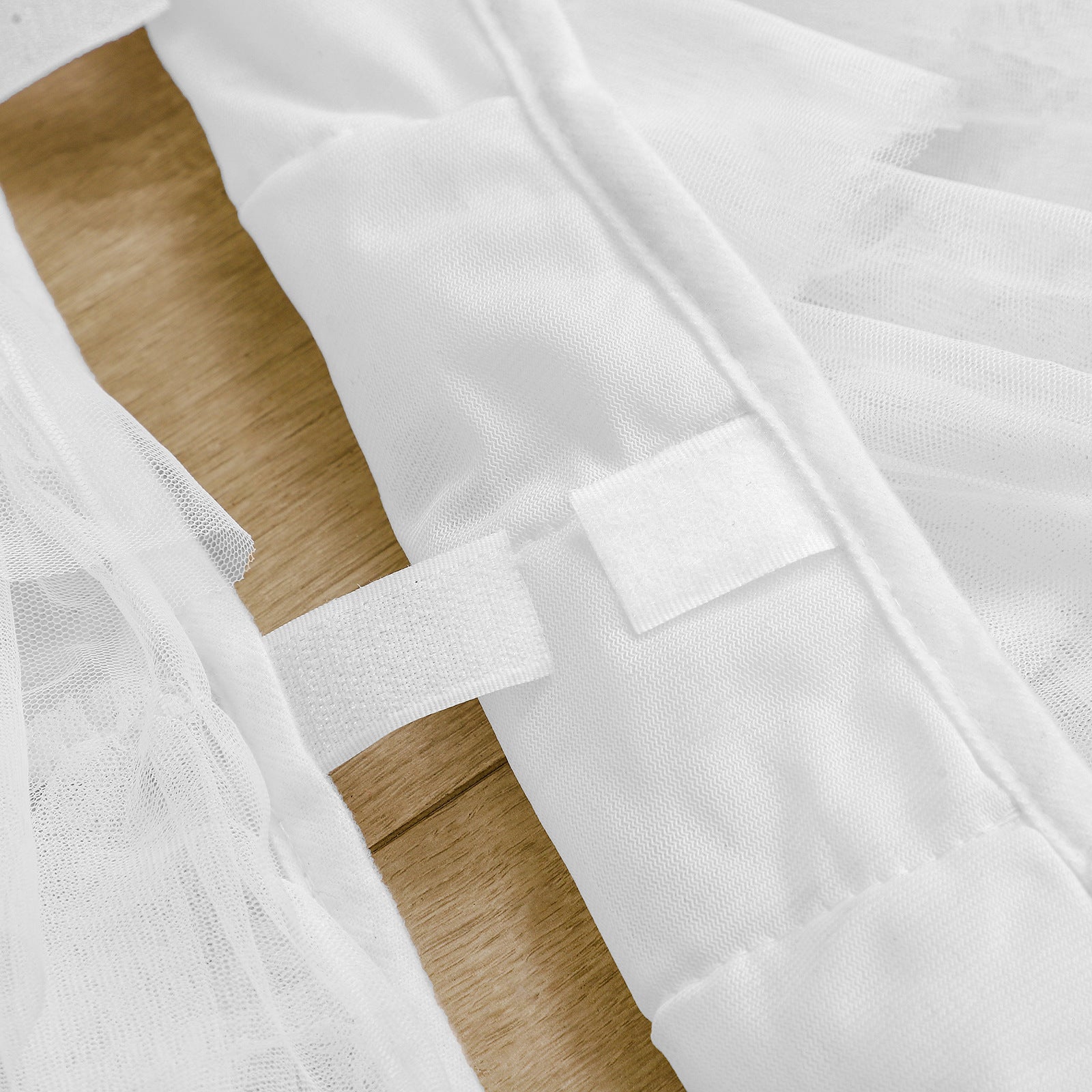 พรมกลมผ้าชีฟองสีขาวมีรู 80/90/120 cm ปิดฐานต้นคริสต์มาส